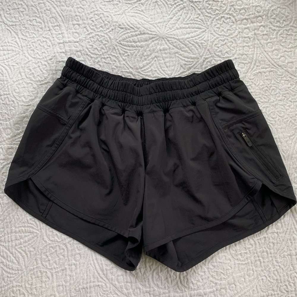 Lululemon midrise lined short